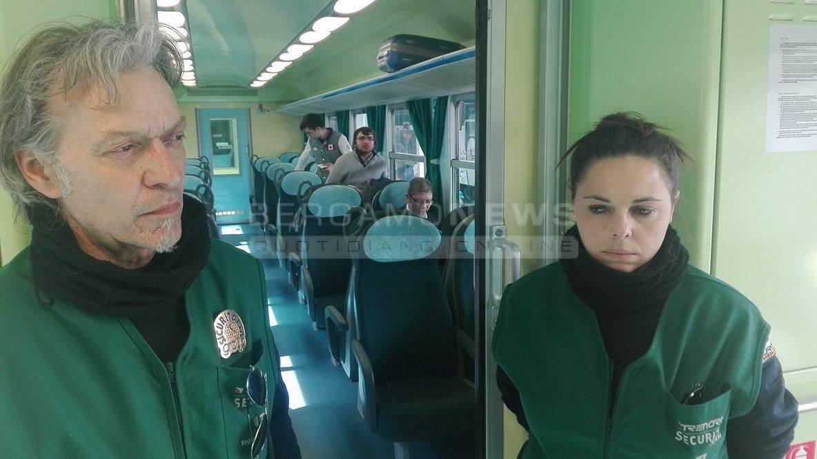 Il viaggio in treno con le guardie