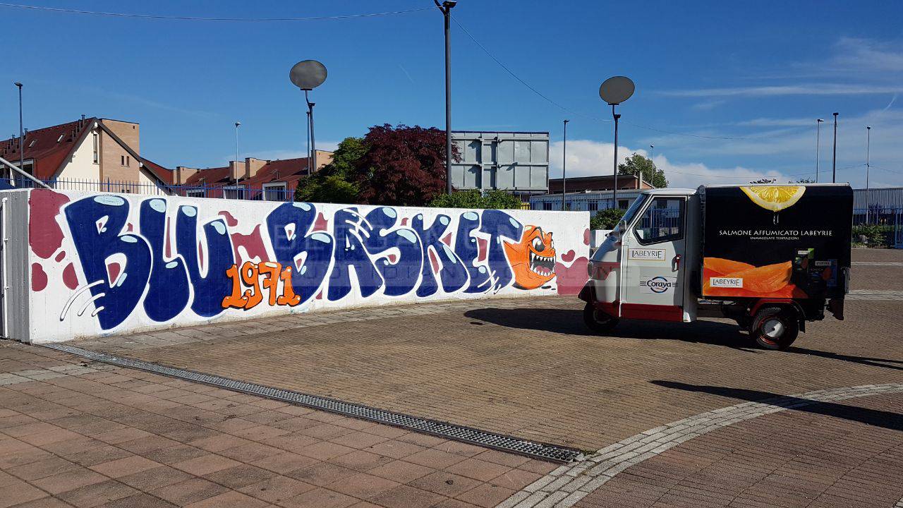 Murales al PalaFacchetti 