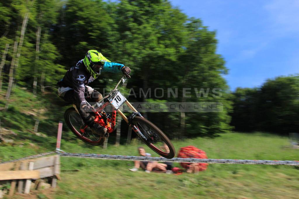 Downhill al monte Poieto 