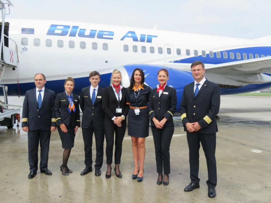 Целевое обучение авиакомпании 2024. Blue Air авиакомпания. French Blue авиакомпания. Голубые авиакомпании. Blue Air авиакомпания Авиапарк.