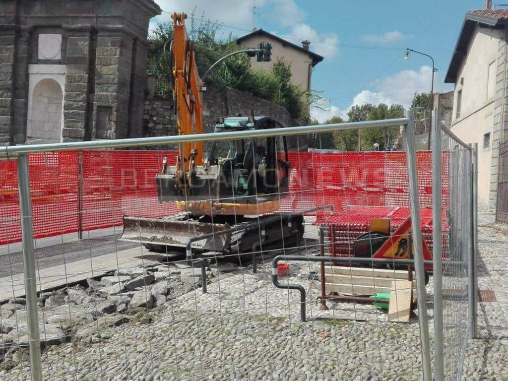 Il cantiere in via Porta Dipinta