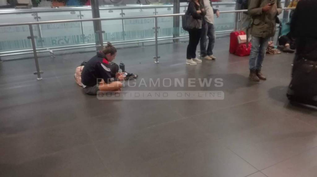 I passeggeri all'aeroporto di Orio