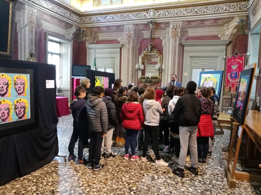 Grande successo per Andy Warhol ad Alzano