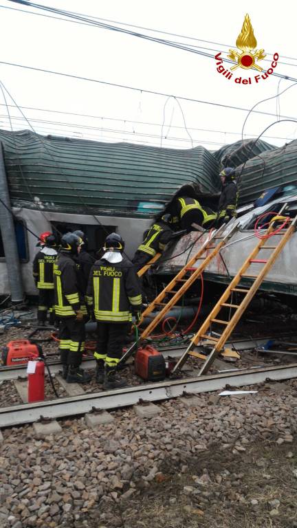 Scontro tra treni a Pioltello