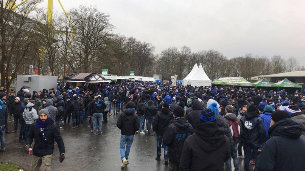 Tifosi dell'Atalanta invadono Dortmund