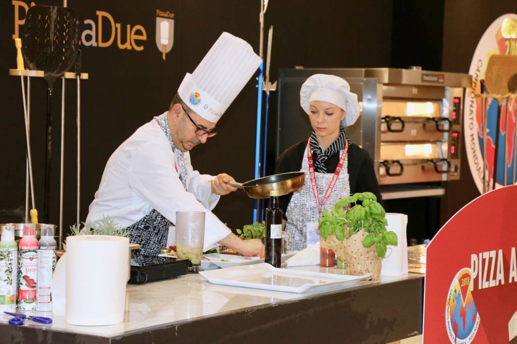 Salvatore e Valentina La Porta (Al posto giusto) vicecampioni mondiali di pizza a due