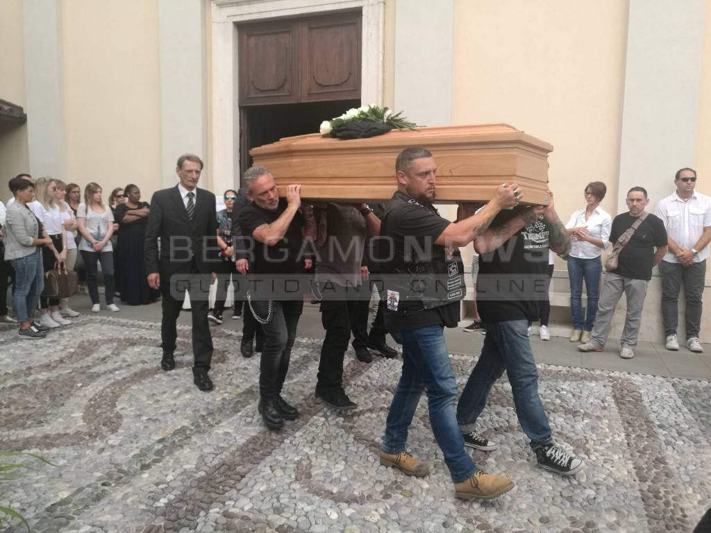 Pagazzano, il funerale di Alessandro Stefano Defendi