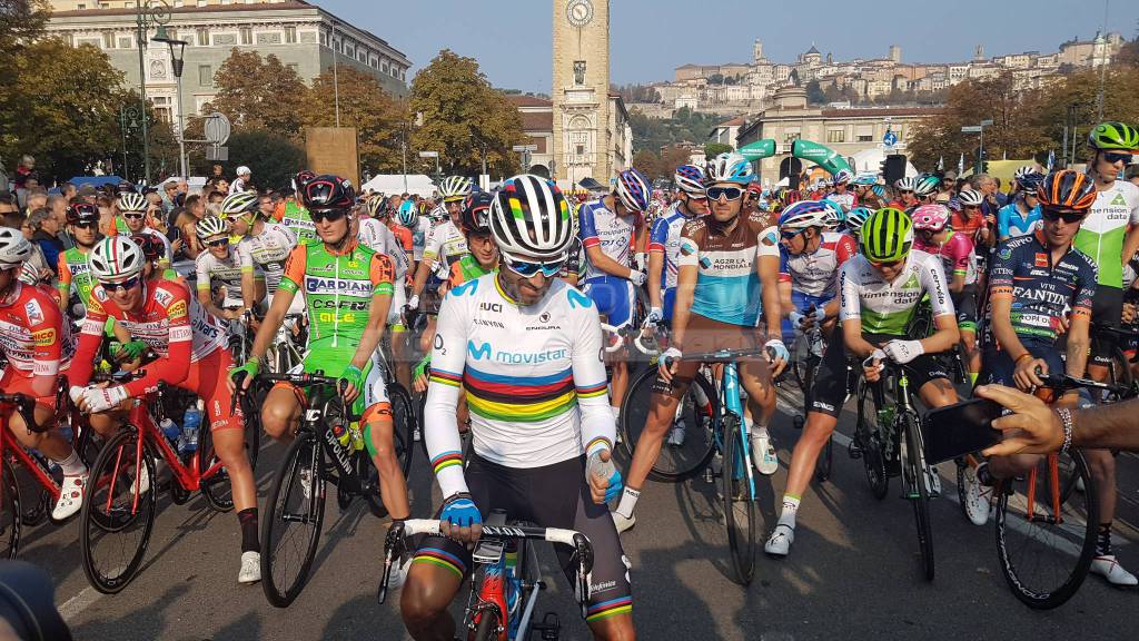 Scatta da Bergamo il Giro di Lombardia