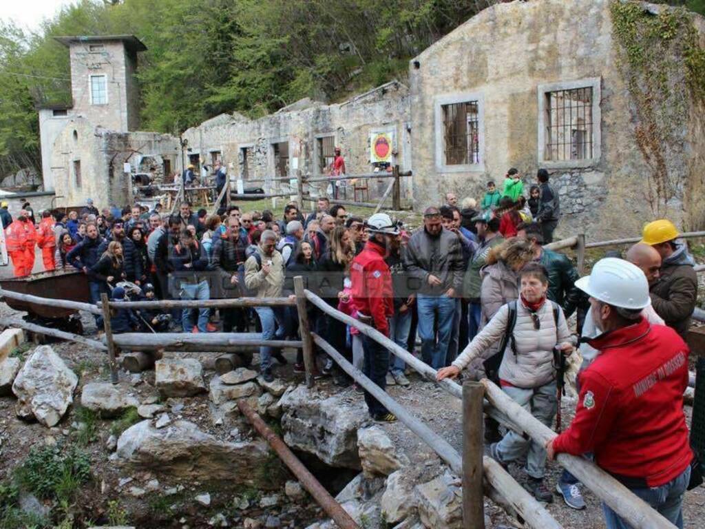 Risplendono le storiche miniere di Dossena: interventi per renderle sicure