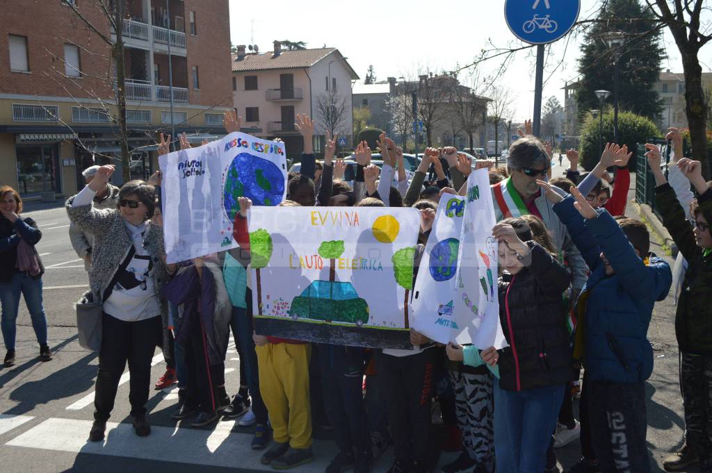 A Torre Boldone inaugurata nuova stazione di ricarica per veicoli elettrici