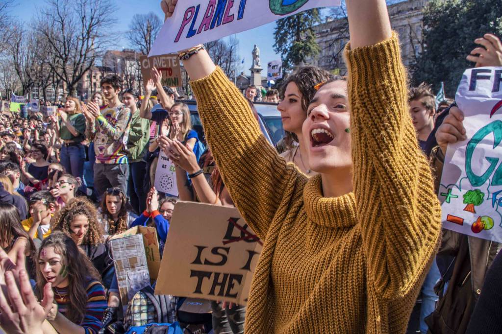 Clima, la manifestazione a Bergamo/2