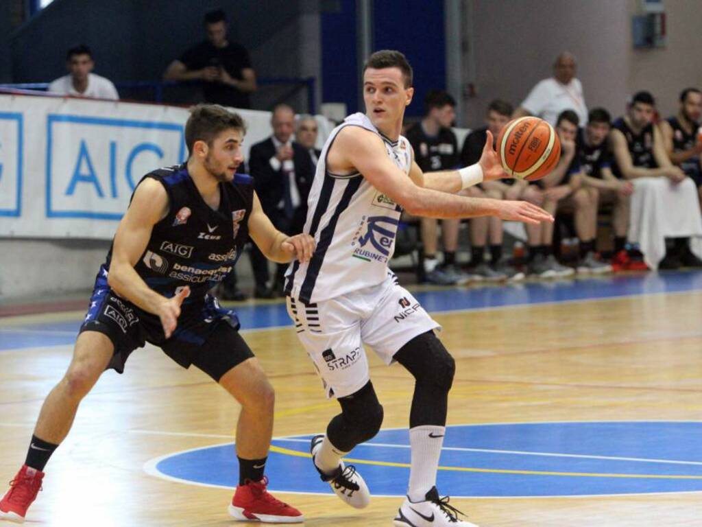 Benacquista Latina vs Blu Basket Treviglio