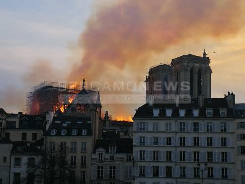 L'incendio a Notre-Dame