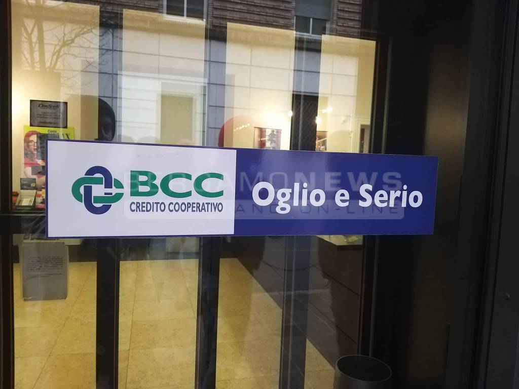 Rapina alla Bcc di via Partigiani