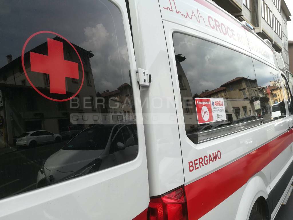 Ambulanza Bergamo nostra 