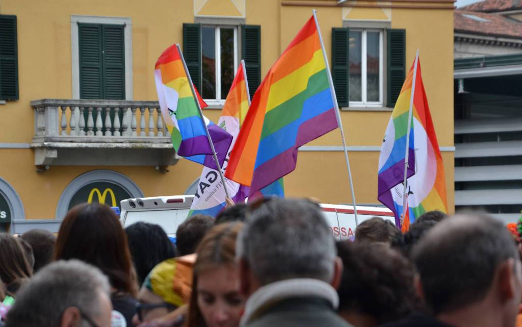 Arcigay Bergamo Cives ai candidati sindaci: “La Comunità LGBTQIA+ è una risorsa non un campo di scontro”