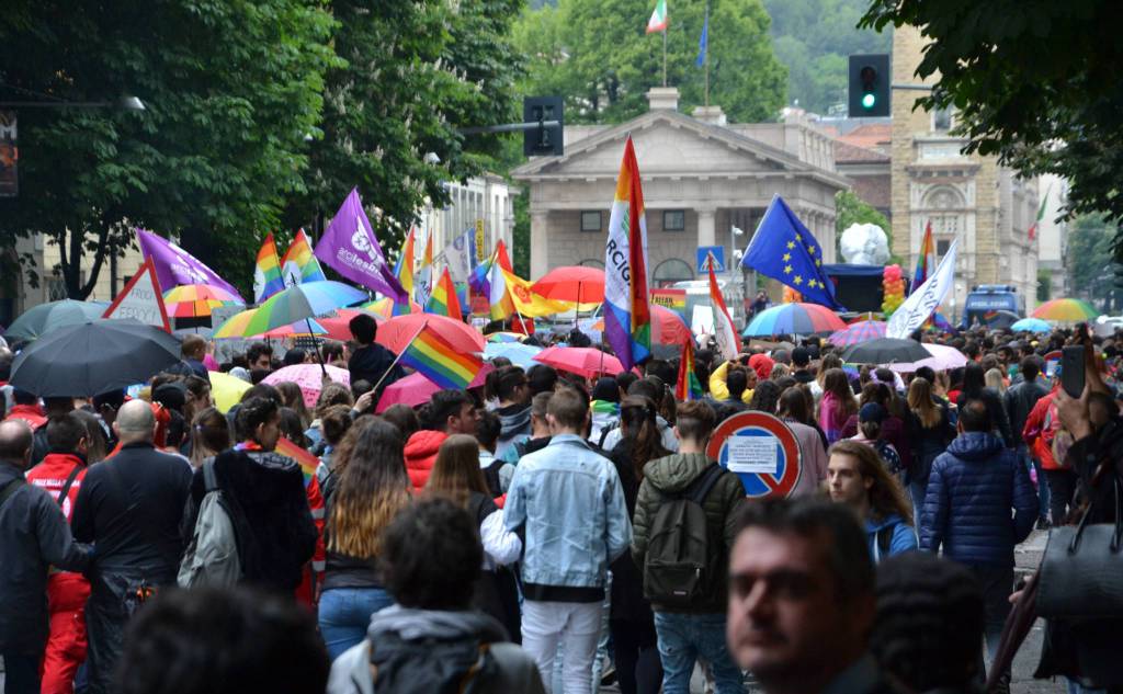 Bergamo Pride 2020: il 13 giugno le bandiere arcobaleno tornano a ...