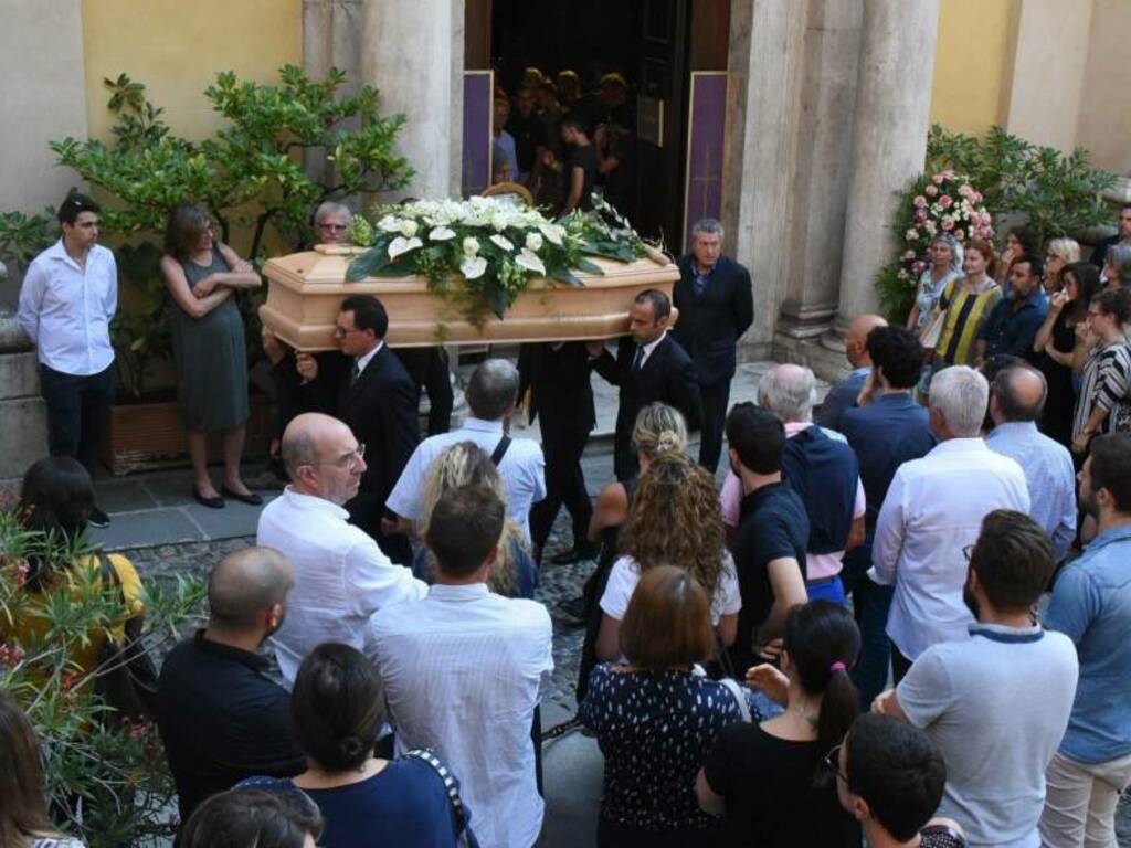 Funerali di Giulia serafini