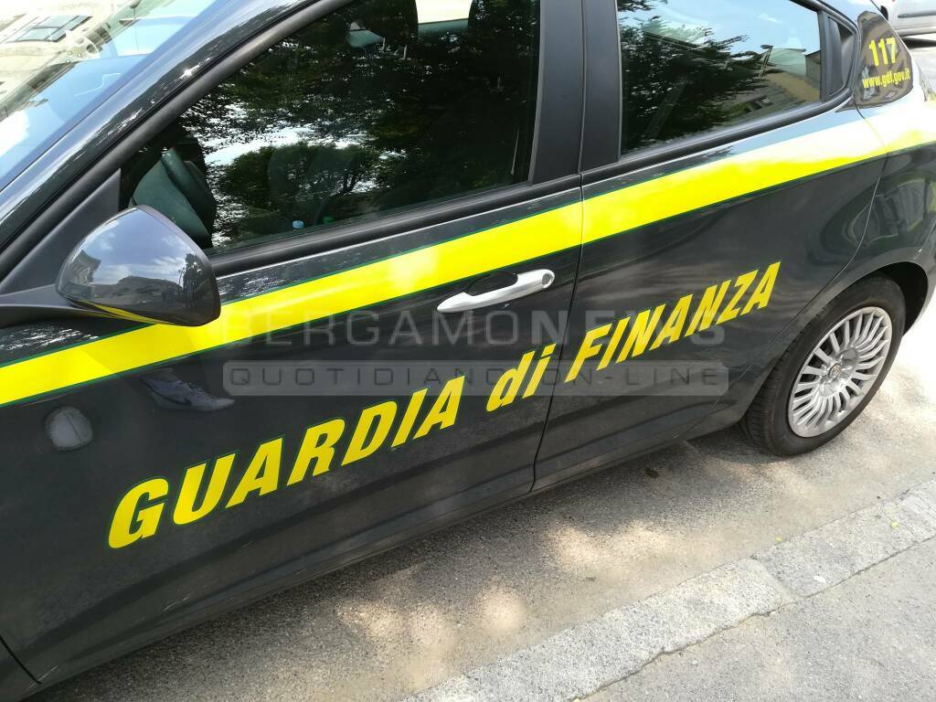 Guardia di finanza nostra 