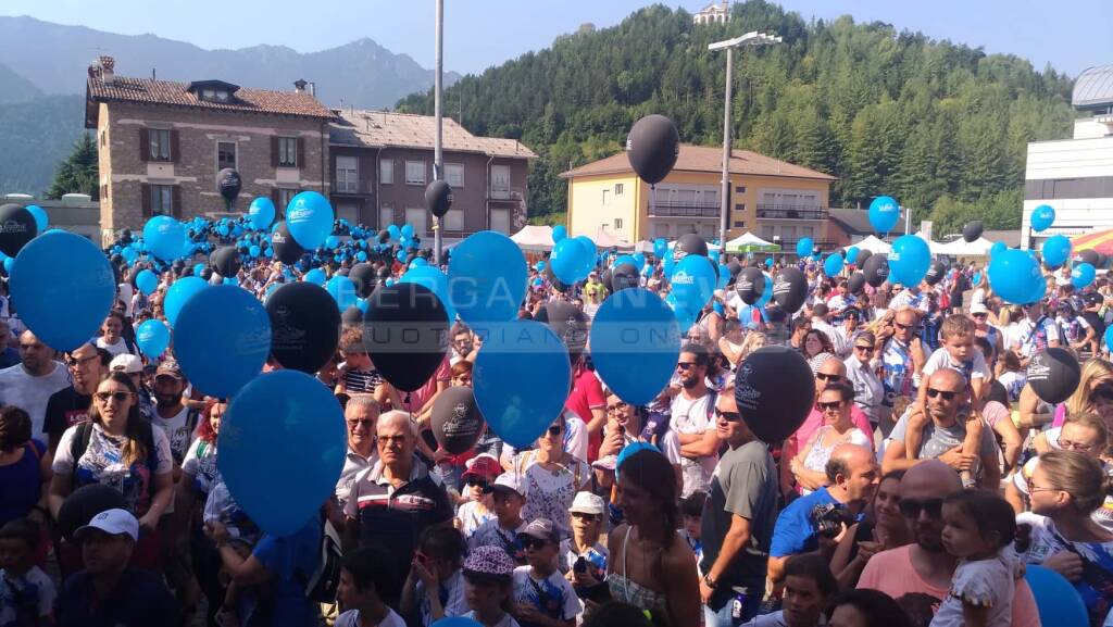 Minimarcia nerazzurra di Berto il Castoro a Clusone