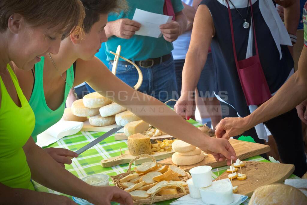 folclore e sapori a Dossena