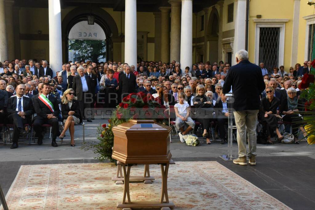 I funerali di Roberto Bruni