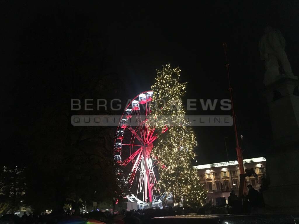 Albero di Natale in centro 