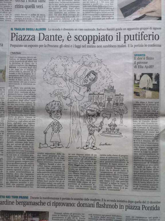 I tamburi di Cascina Gervasoni salutare gli alberi di Piazza Dante