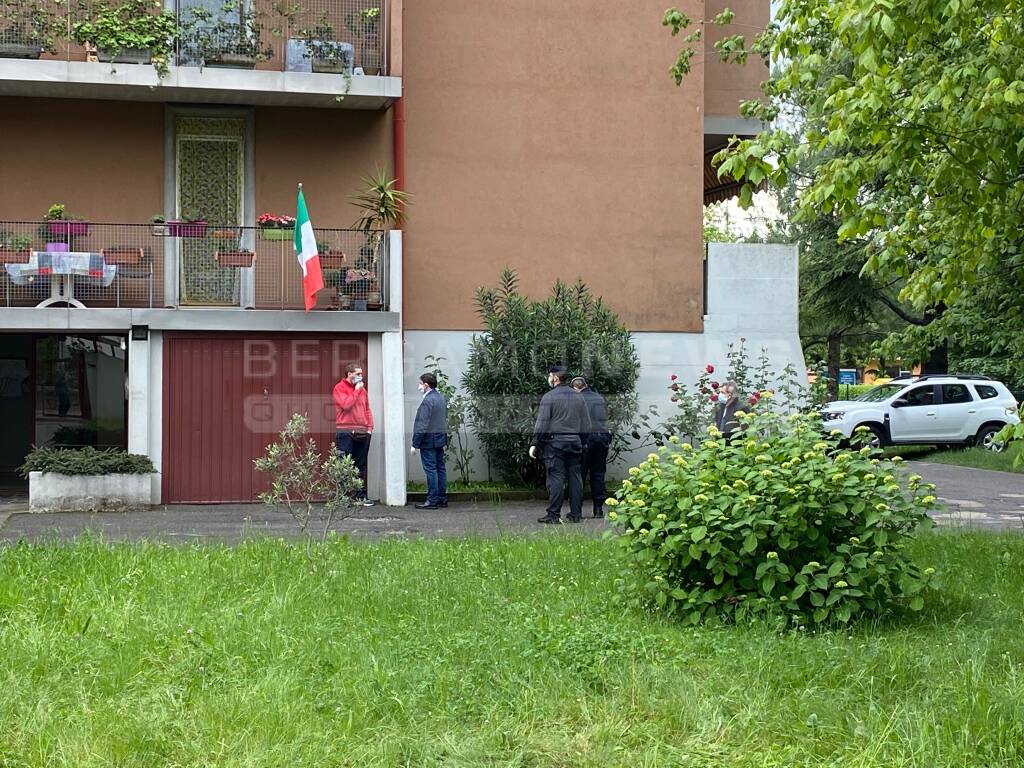 Dalmine, donna senza vita in casa: arrestato il figlio