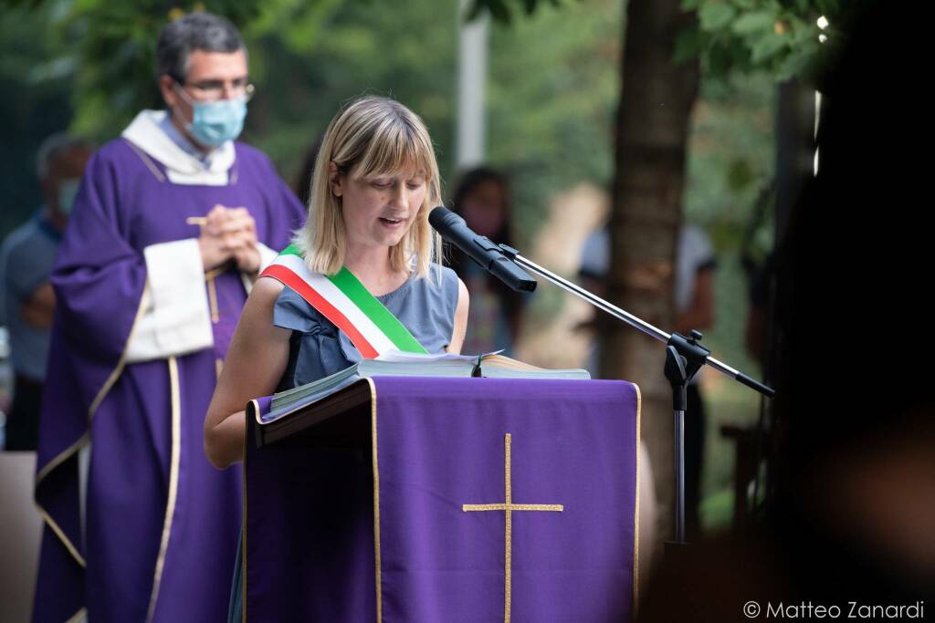 Cerimonia in ricordo dei defunti Covid a Cologno