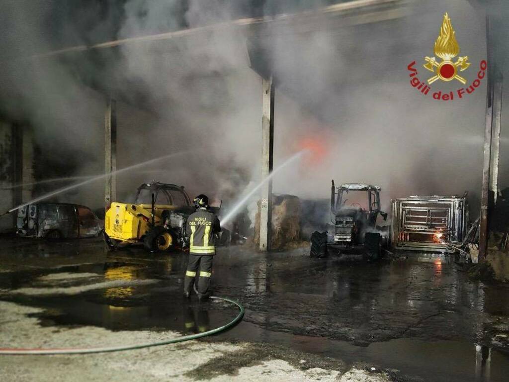 vigili del fuoco incendio