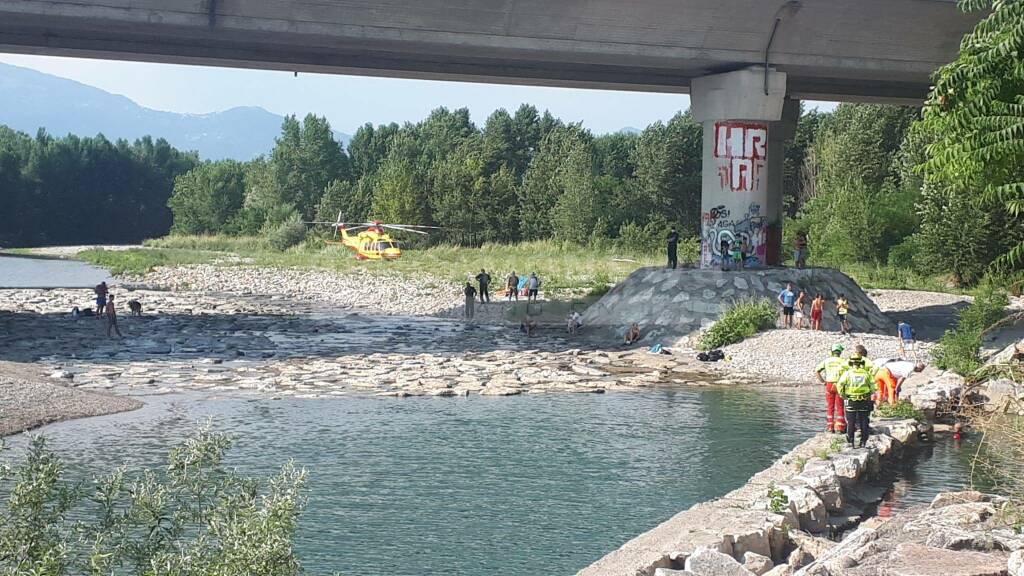 Bonate Sotto, ragazzino recuperato nel fiume Brembo