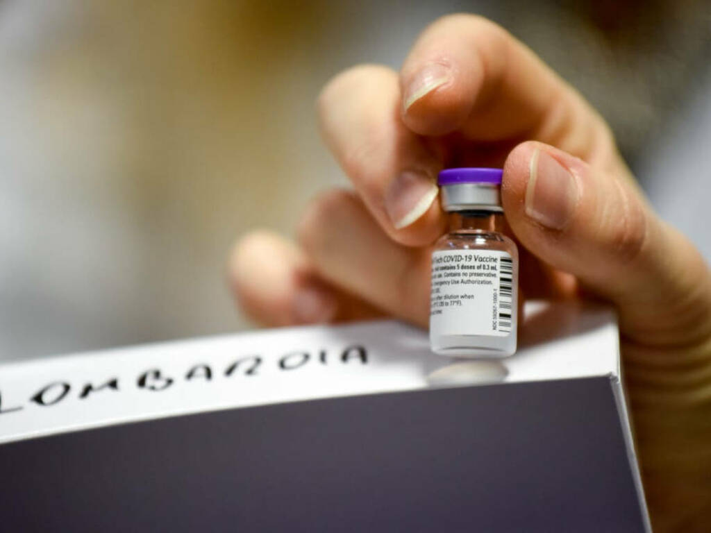 L'arrivo vaccino covid in Lombardia