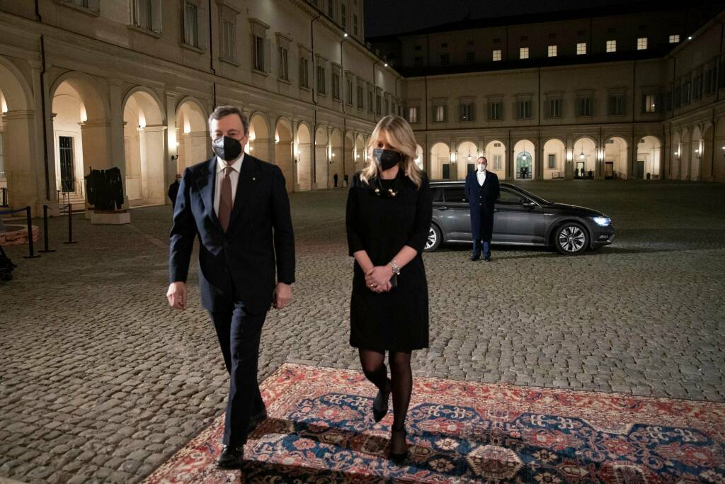 mattarella e draghi al quirinale (foto Quirinale)