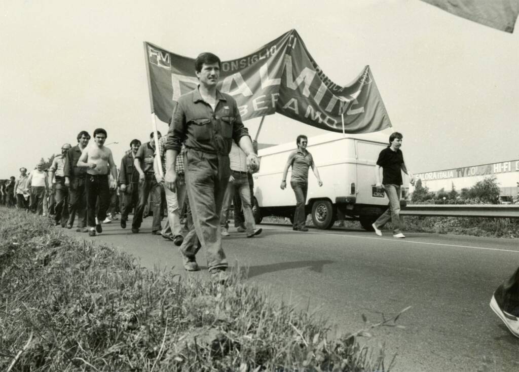 120 anni della Cgil Bergamo - la mostra sul Sentierone 