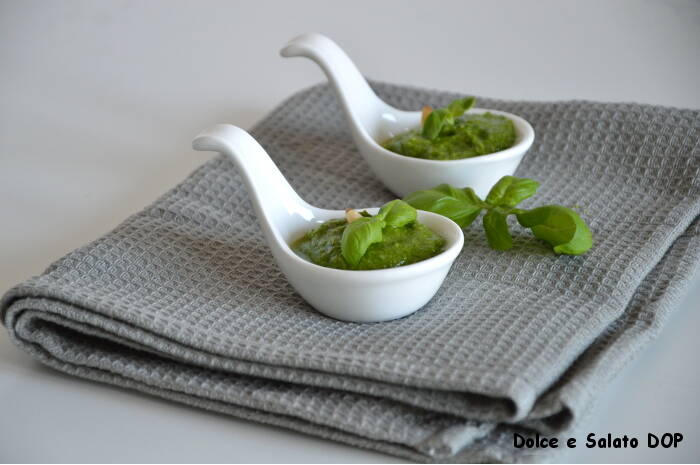 pesto (immagine dolce e salato)