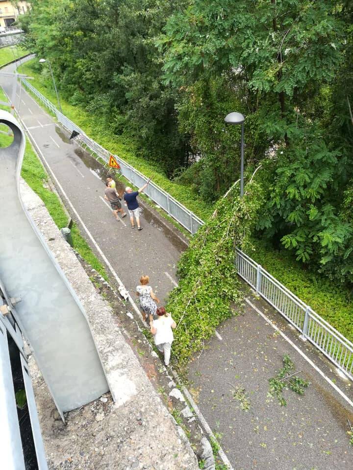 I danni del maltempo in Val Brembana