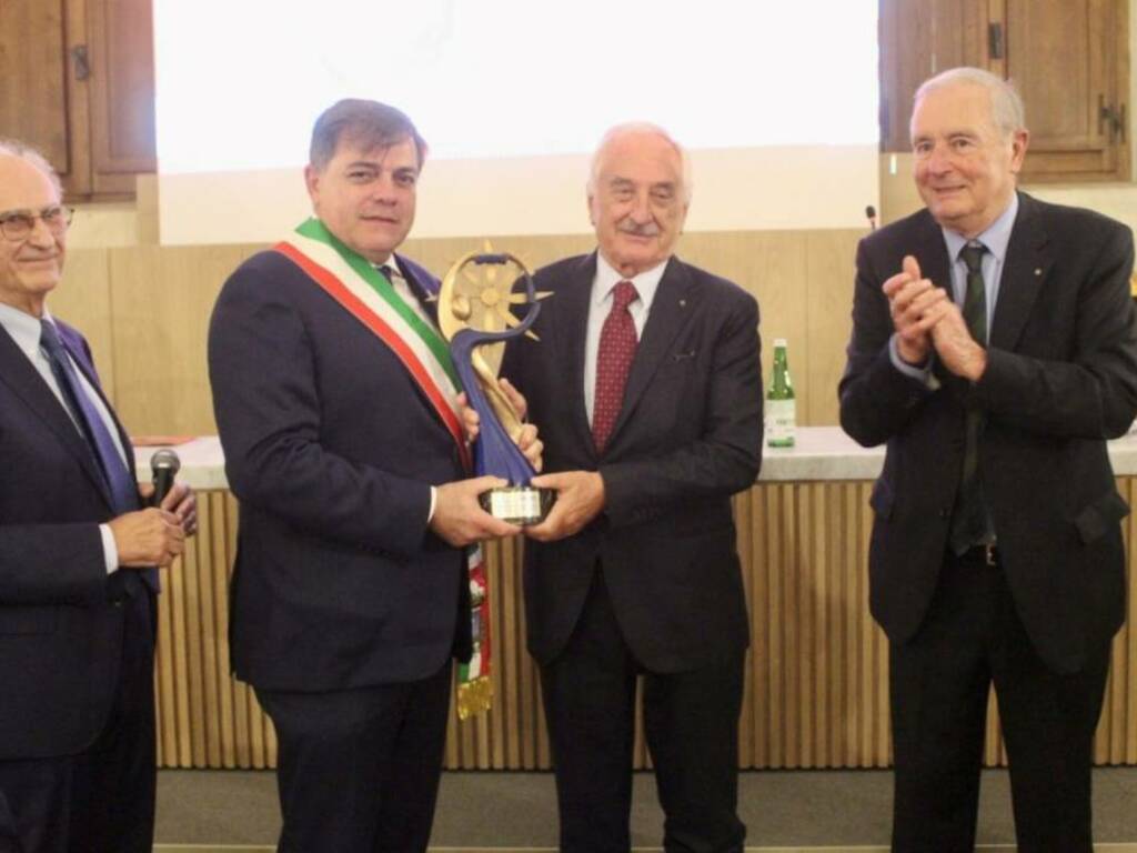 Premio Barsanti ad Alberto Bombassei