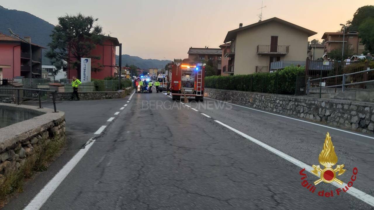 Albino, scontro auto moto: morto un 51enne