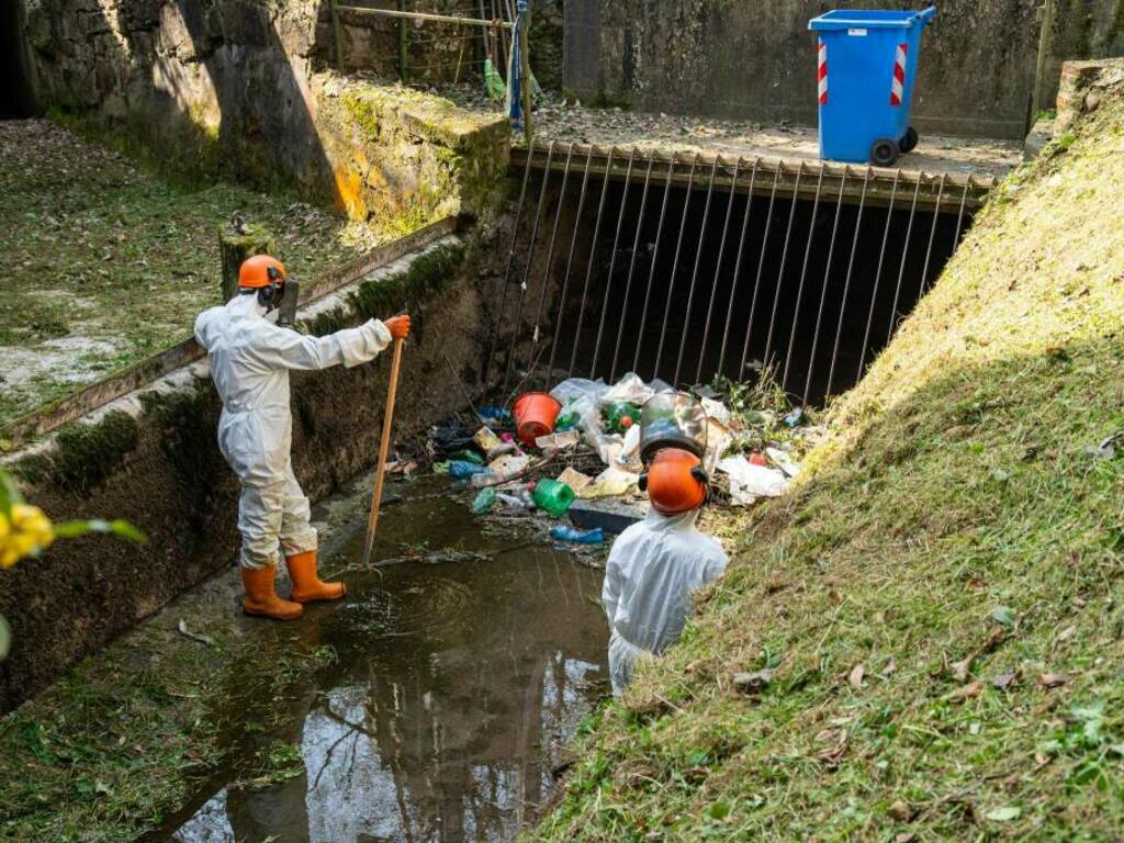 Giornata Mondiale dell'Acqua, il Consorzio: "Nelle rogge una tonnellata di rifiuti al giorno"