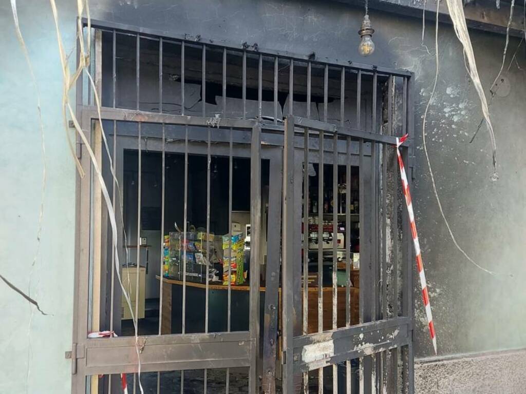 incendio bar le piante sovere