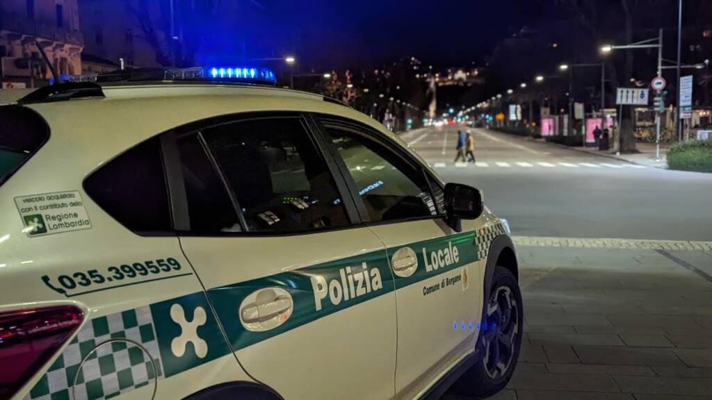 Polizia locale di Bergamo: 13 multe per eccesso di velocità e 21 sanzioni per mancate revisioni
